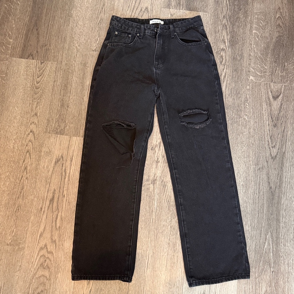 Women’s Genleck Black Distressed Straight Leg Jeans
